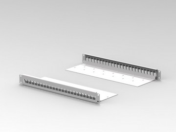 Patch panel a connettori inclinati